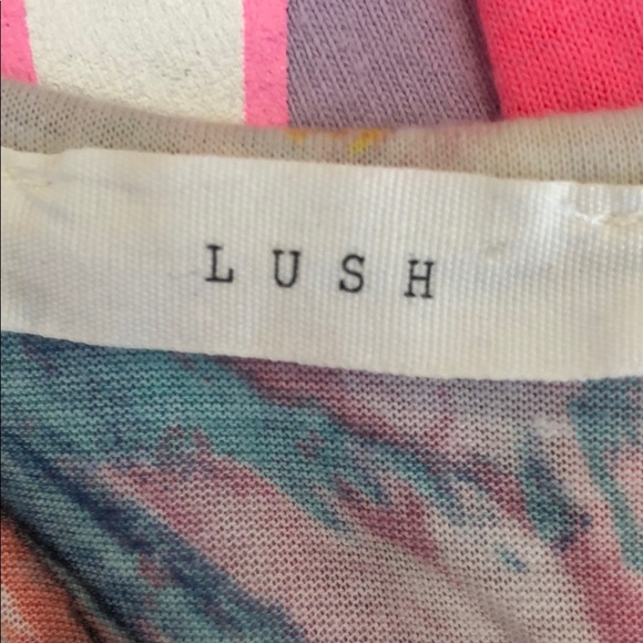 Lush tank top, size L, bright and fun! - Picture 5 of 5